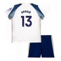 Tottenham Hotspur Destiny Udogie #13 Domáci Detský futbalový dres 2025-26 Krátky Rukáv (+ trenírky)